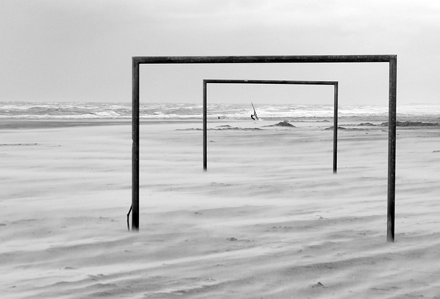 仍需引起球 仍需引起球